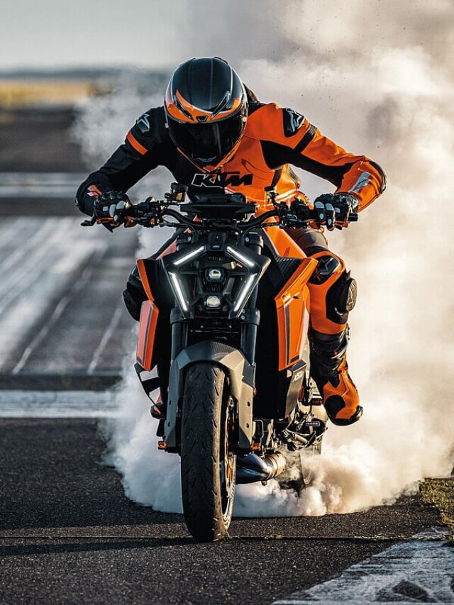 KTM 1390 Super Duke R राइडर की ड्रीम बाइक नई लुक! जाने कीमत?
