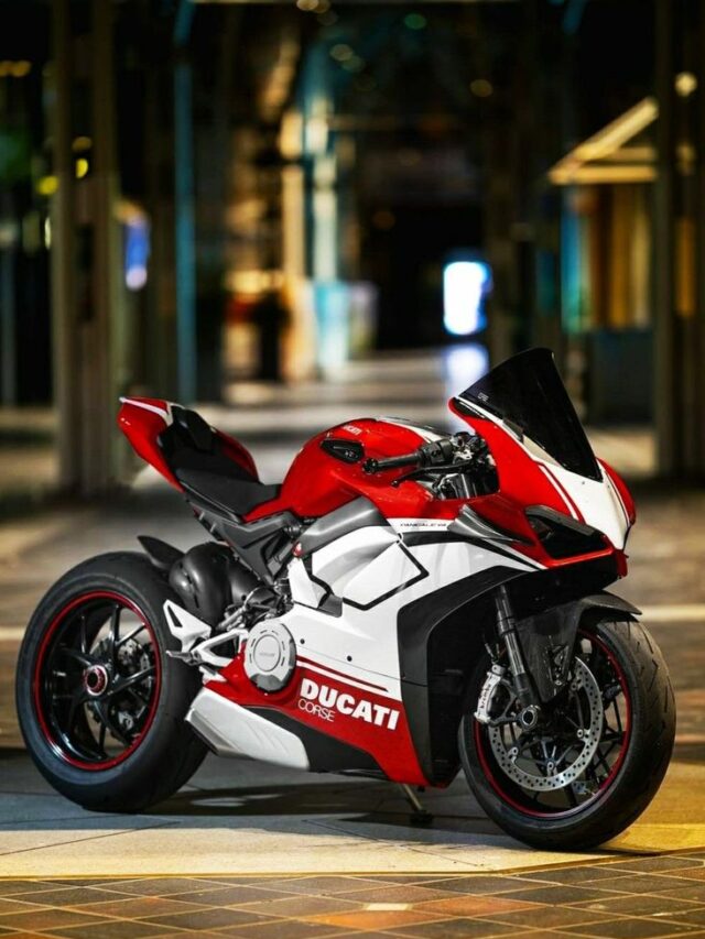 Ducati Panigale V4 सुपर बाइक अब इंडिया में भी आ गई! जाने कीमत?