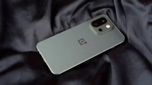 OnePlus 15
