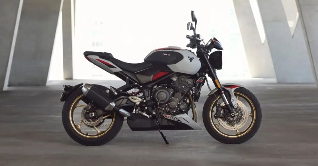 Triumph Trident 800