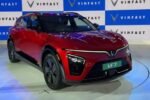 VinFast VF7
